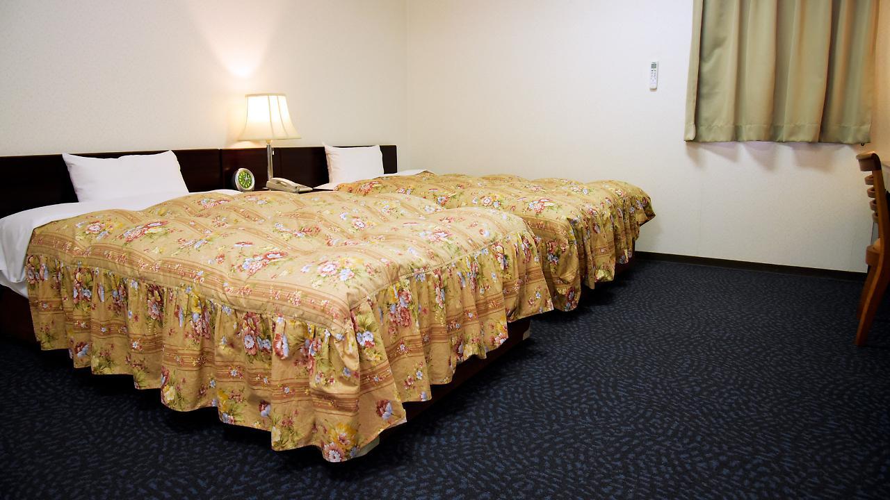 Business Hotel Shuttle 熊本 外观 照片